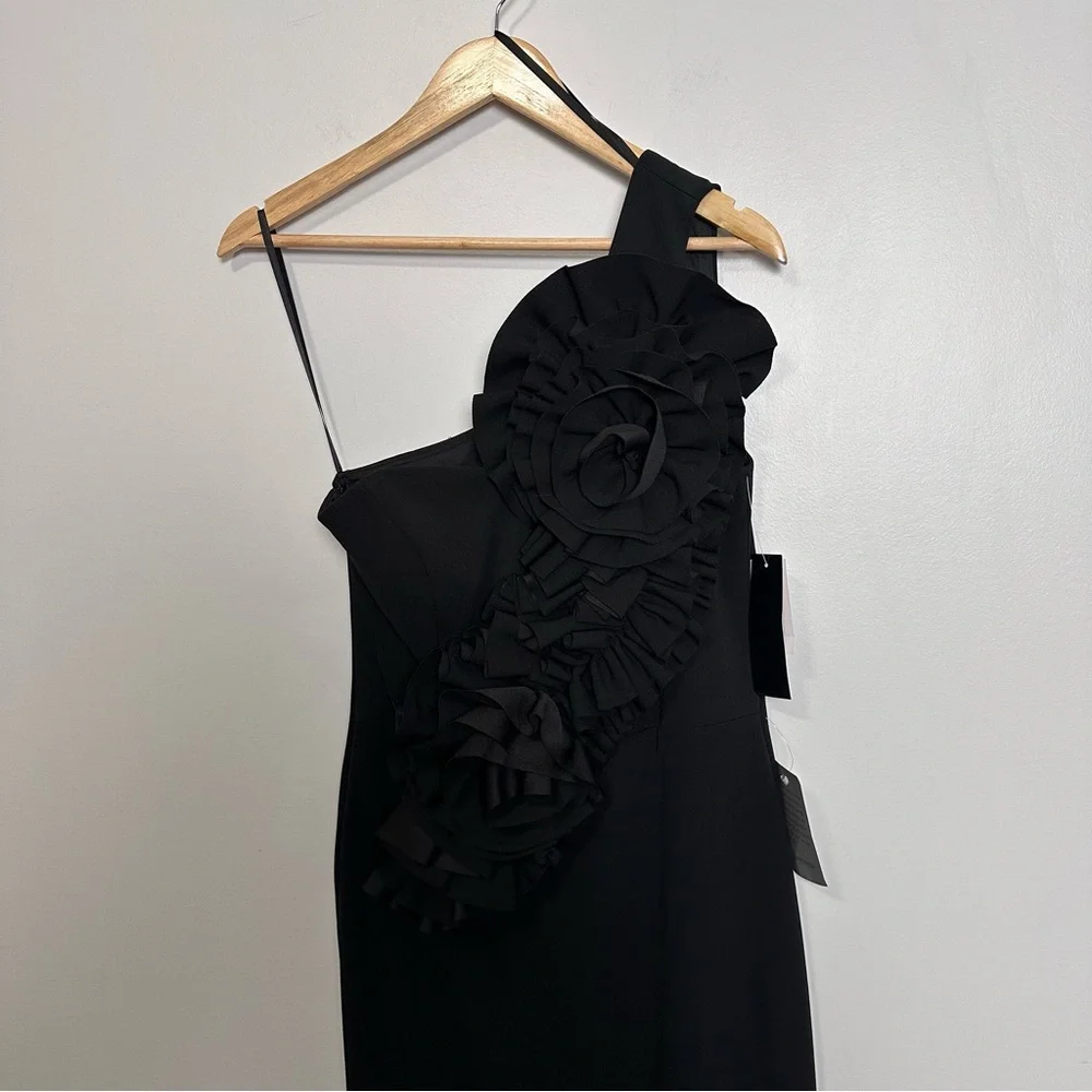 Betsy & Adam Black One-Shoulder Maxi Dress - Picture 7 of 11